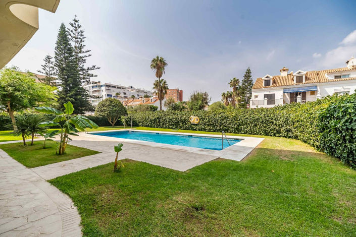 Image No.32-2 Bed Apartment for sale