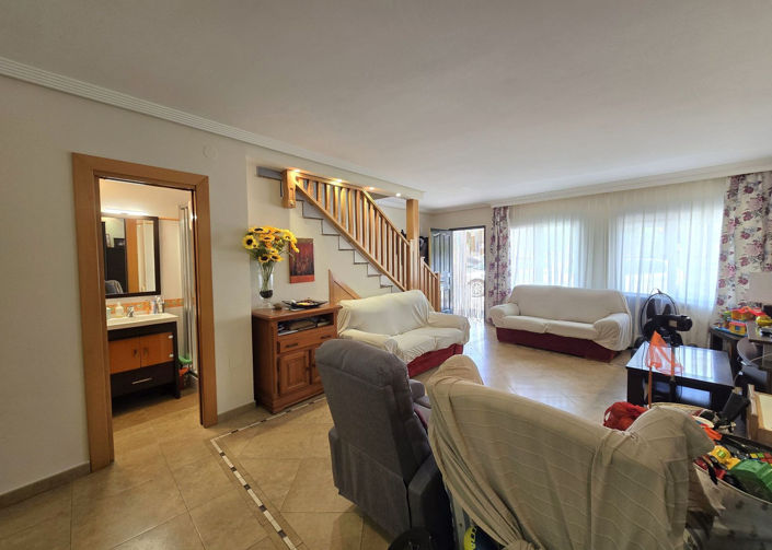 Image No.2-Jumelé de 3 chambres à vendre à Mijas