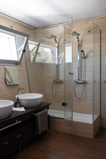 Image No.23-5 Bed Villa for sale