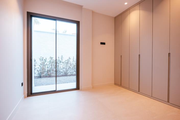 Image No.24-4 Bed House/Villa for sale