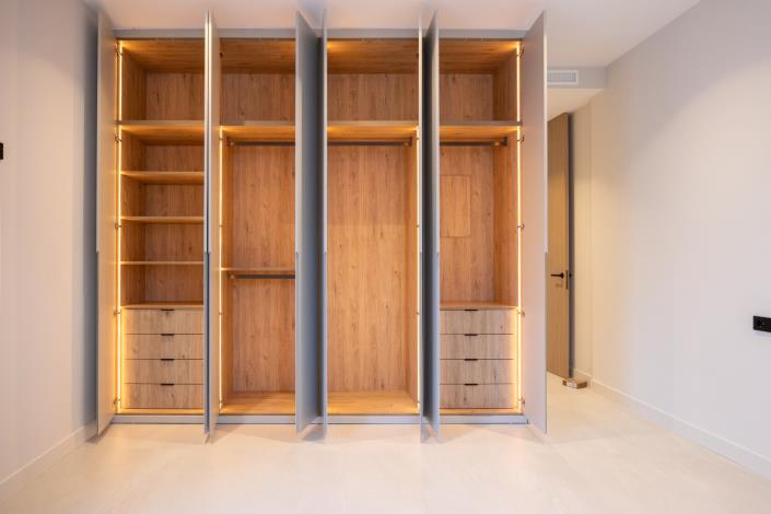 Image No.35-4 Bed House/Villa for sale