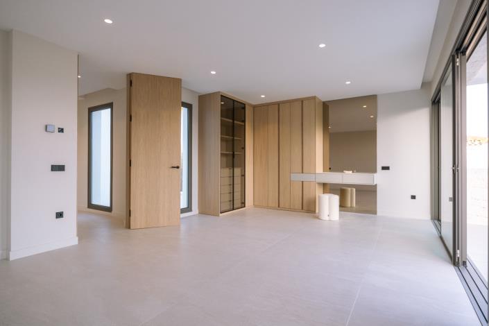 Image No.44-4 Bed House/Villa for sale