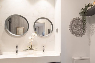 13-5fd73dea700db77384c091ca9818b1a9