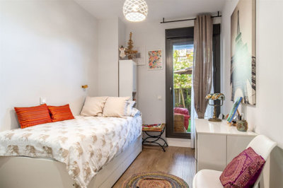 15-11d12f2f454f2f5e9b981fdd8b901d51