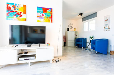 10-bb915d1cb19341576dcdc994b81ab9c5