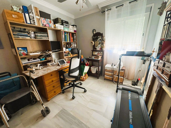 Image No.26-3 Bed Apartment for sale