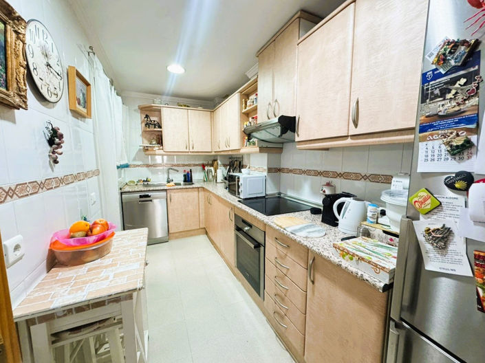 Image No.8-3 Bed Apartment for sale