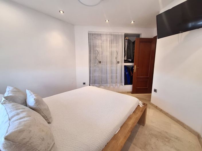 Image No.18-2 Bed Apartment for sale