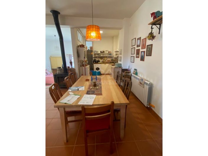 Image No.6-5 Bed House for sale