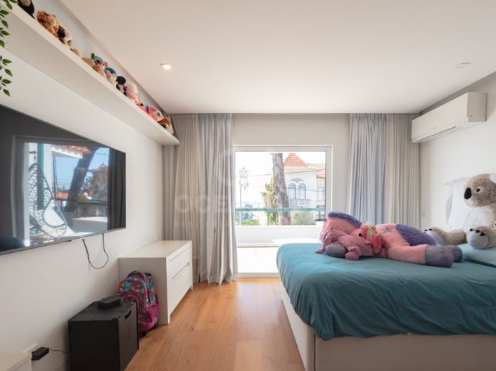 Image No.25-3 Bed Apartment for sale