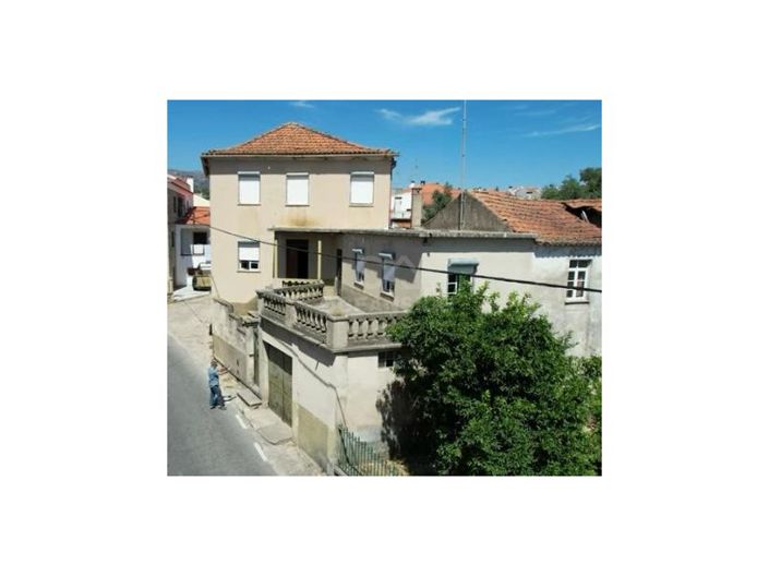 Image No.1-10 Bed House for sale