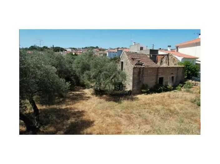 Image No.33-10 Bed House for sale