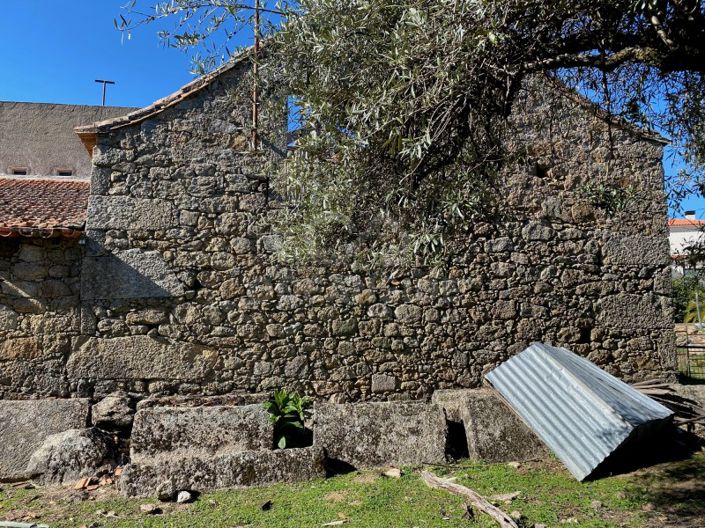 Image No.7-10 Bed House for sale