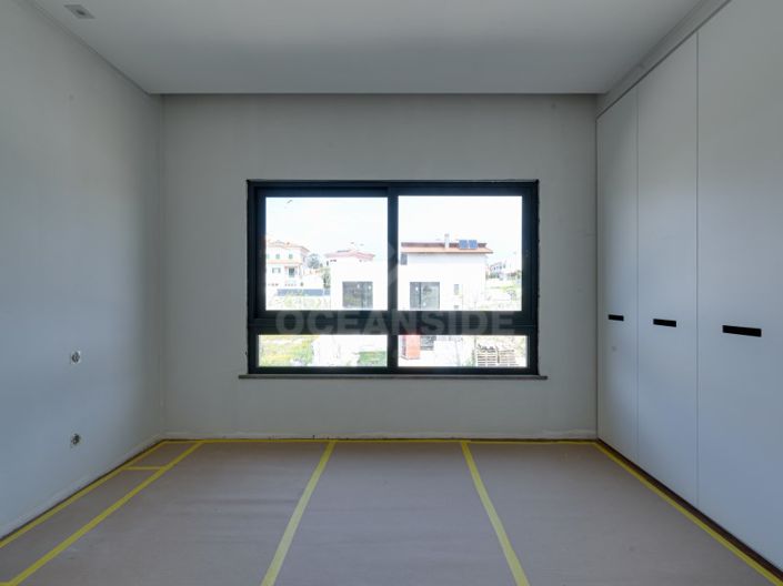 Image No.26-4 Bed House for sale