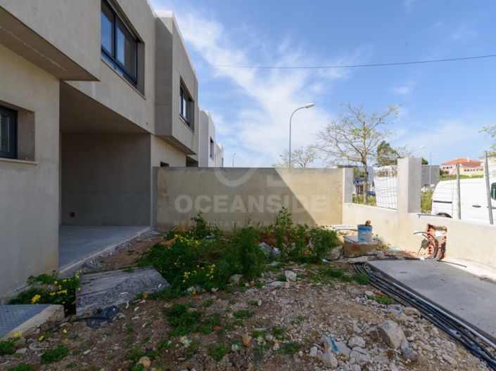 Image No.7-4 Bed House for sale