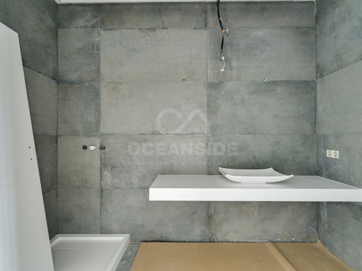 Image No.24-4 Bed House for sale