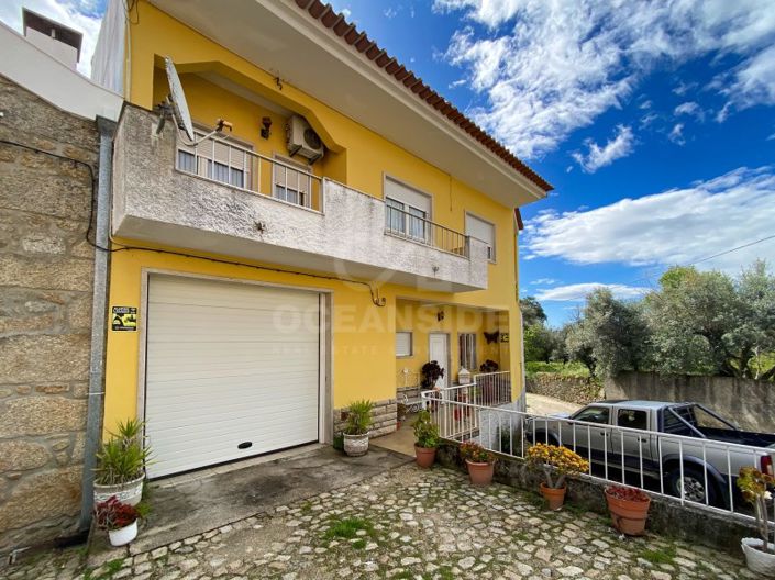 Image No.1-3 Bed House for sale