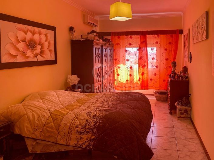 Image No.18-3 Bed House for sale