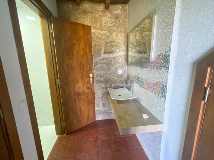 Image No.25-1 Bed House for sale