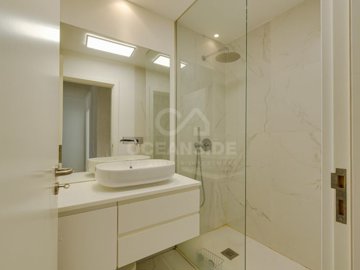 idd987a701-0000-0500-0000-00001777af26