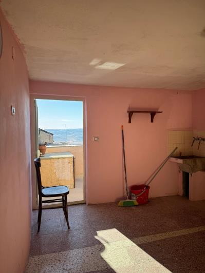 Image No.4-2 Bed Townhouse for sale