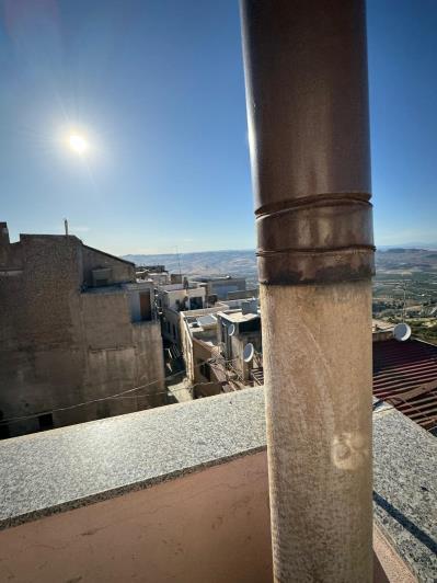 Image No.7-2 Bed Townhouse for sale