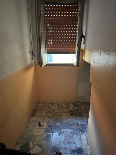 Image No.25-2 Bed Townhouse for sale