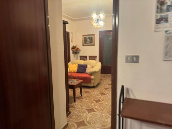 Image No.9-5 Bed Townhouse for sale