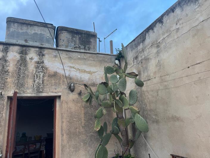 Image No.23-5 Bed Townhouse for sale