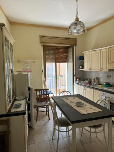 Image No.15-2 Bed Townhouse for sale