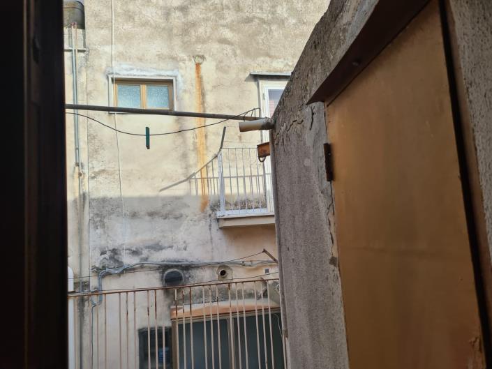 Image No.25-3 Bed Townhouse for sale