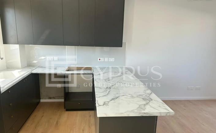 Image No.6-2 Bed Townhouse for sale