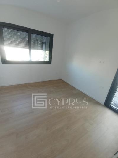 Image No.9-2 Bed Semi-Detached for sale