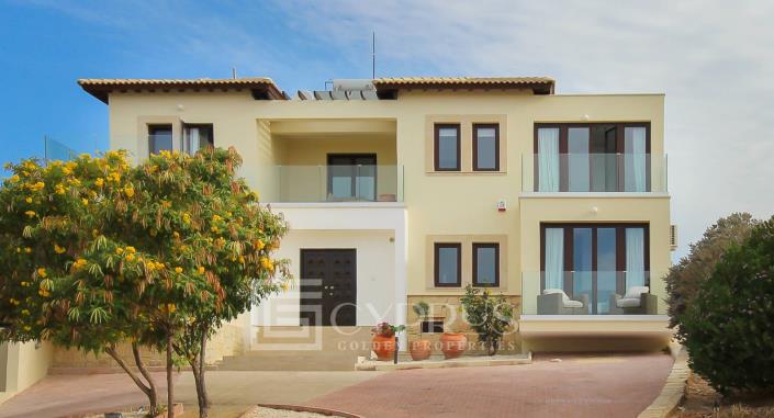 Image No.2-4 Bed Villa / Detached for sale