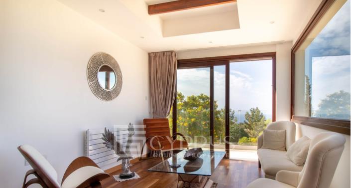 Image No.4-4 Bed Villa / Detached for sale