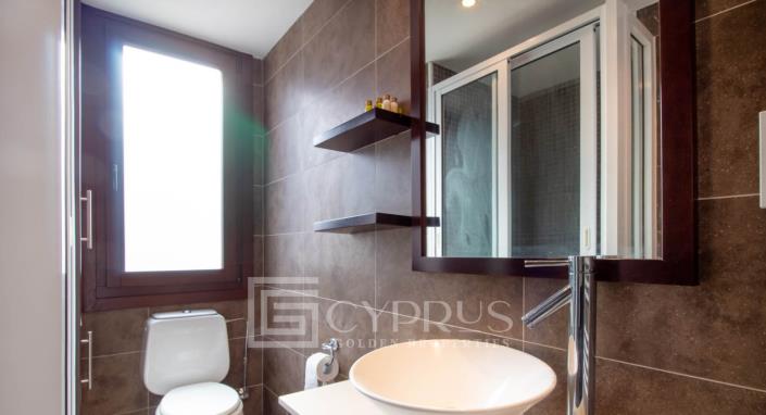 Image No.16-4 Bed Villa / Detached for sale