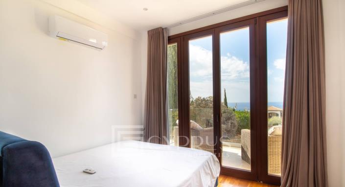 Image No.18-4 Bed Villa / Detached for sale