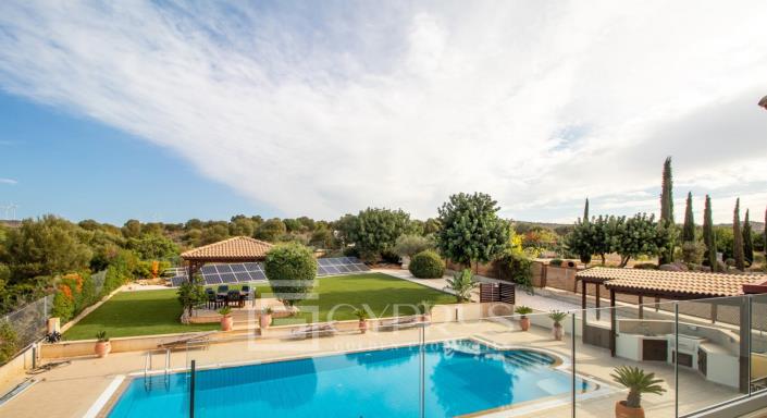 Image No.23-4 Bed Villa / Detached for sale