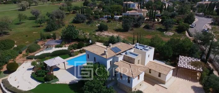 Image No.1-5 Bed Villa / Detached for sale