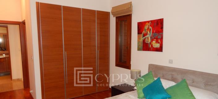 Image No.10-5 Bed Villa / Detached for sale