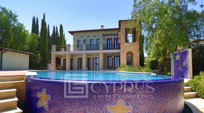 Image No.23-5 Bed Villa / Detached for sale