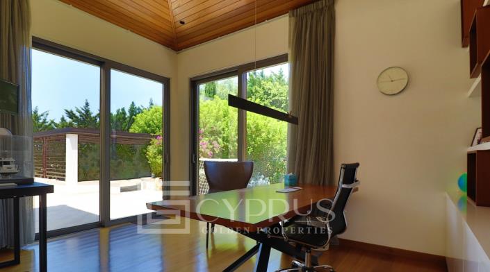 Image No.6-4 Bed Villa / Detached for sale