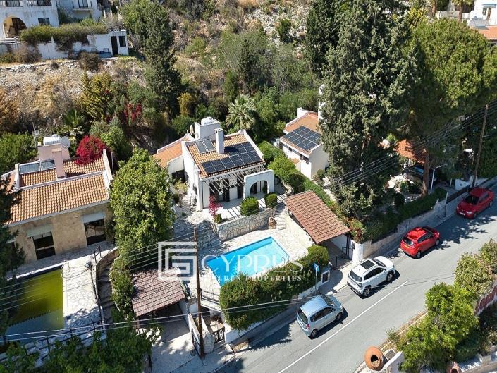 Image No.1-2 Bed House/Villa for sale