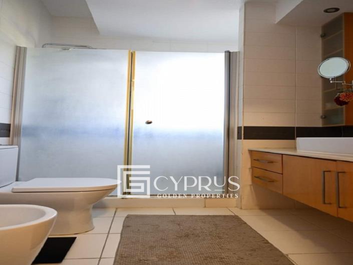 Image No.14-5 Bed Bungalow for sale