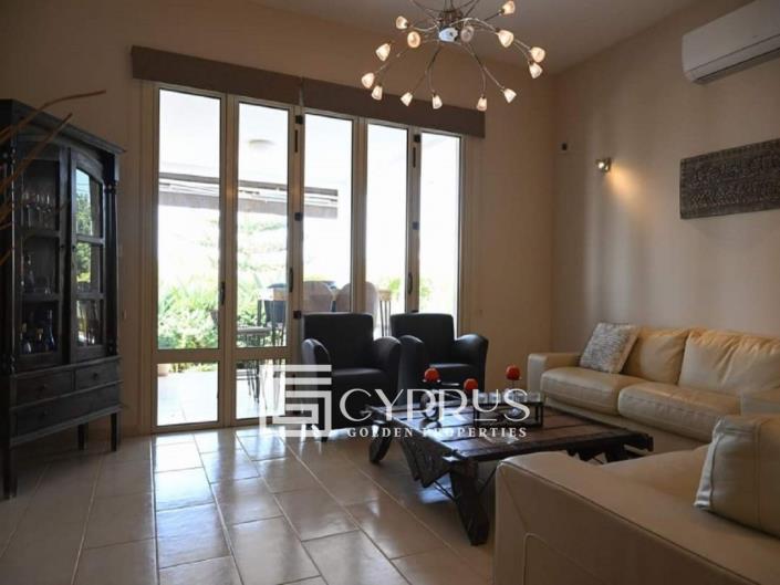 Image No.16-5 Bed Bungalow for sale