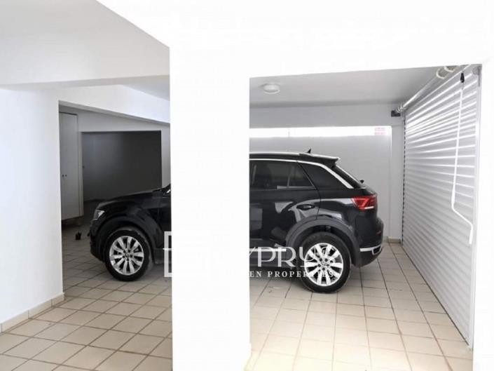 Image No.17-5 Bed Bungalow for sale