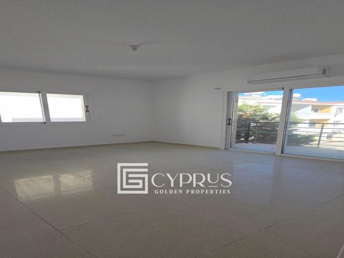 Image No.7-2 Bed House for sale