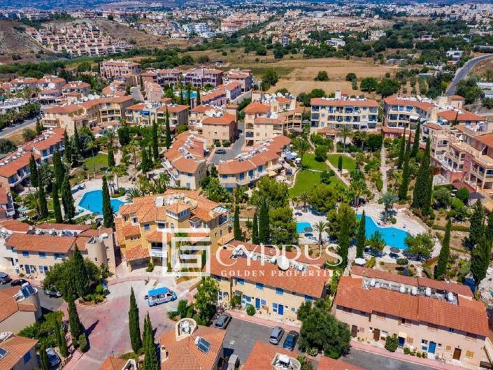 Image No.19-2 Bed Townhouse for sale