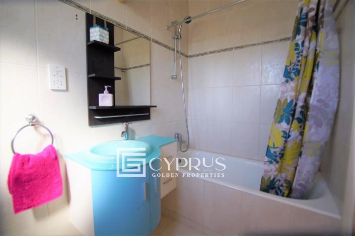 Image No.6-2 Bed Semi-Detached for sale