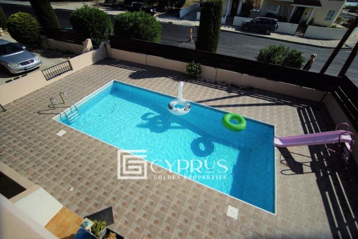 Image No.1-2 Bed Semi-Detached for sale